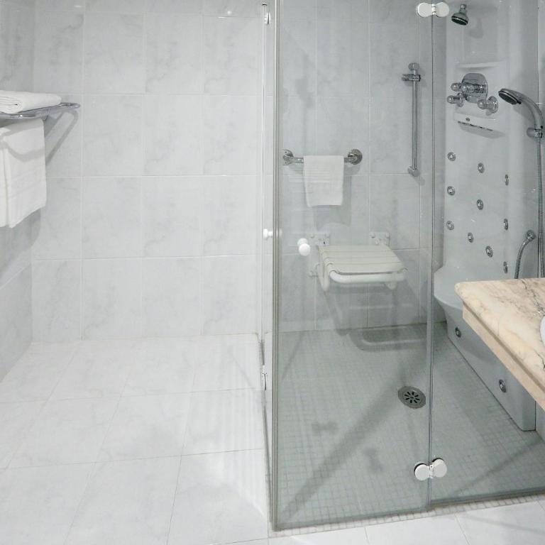 Sercotel Alfonso XIII - Habitación Doble - 2 camas - 4
