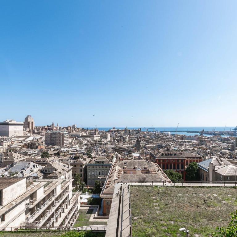 Mansarda nel Centro Storico di Genova con 5 posti letto - Appartamento con 2 Camere da Letto - 18