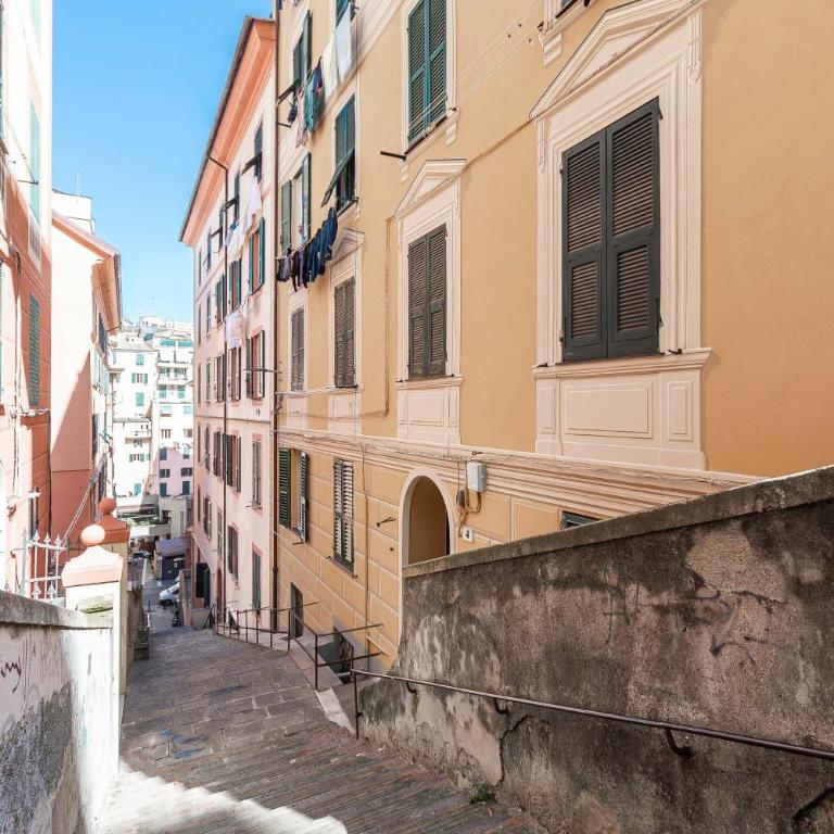 Mansarda nel Centro Storico di Genova con 5 posti letto - Appartamento con 2 Camere da Letto - 21