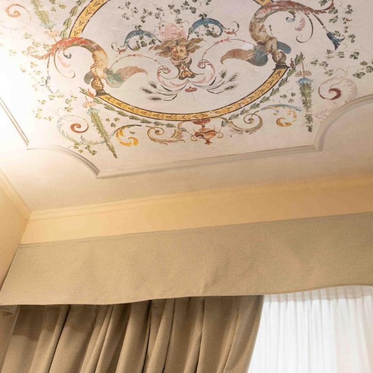 Hotel Renaissance - Camera Tripla Standard - 5