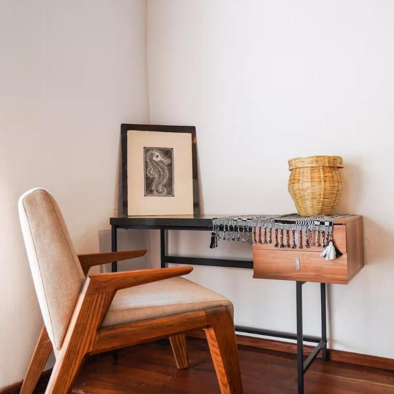 Hacienda Colonial, con jardines y chimeneas - Habitación Doble con vistas al parque - 32