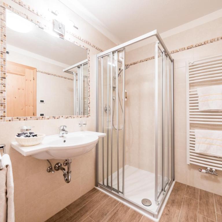 Garni Hotel Residence Diamant - Chambre Double ou Lits Jumeaux Confort - 2