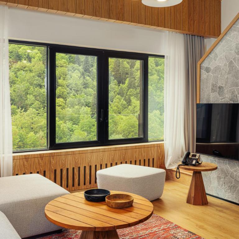 Mountain Retreat Hotel by Dukley - River Loft - 11