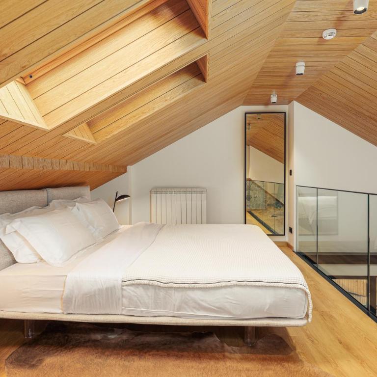 Mountain Retreat Hotel by Dukley - River Loft - 12
