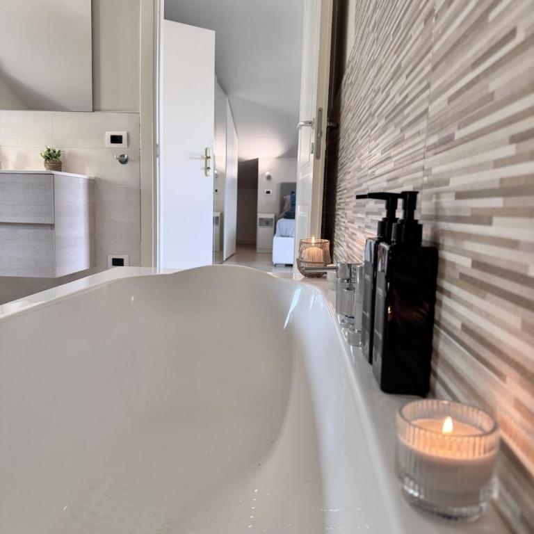 The Artists Villa - Modern Villa with Swimming Pool, Garden , 4 bedrooms and 4 bathrooms - 10 minutes from the city centre - Villa con Vista Giardino - 31