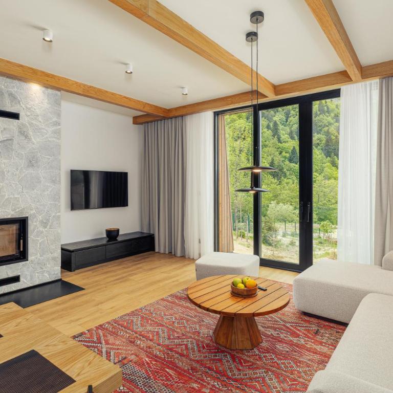 Mountain Retreat Hotel by Dukley - Peak Chalet - 11
