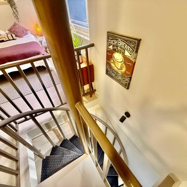 Fantastic Loft just steps from the Santa Ana metro station - Apartamento - 9