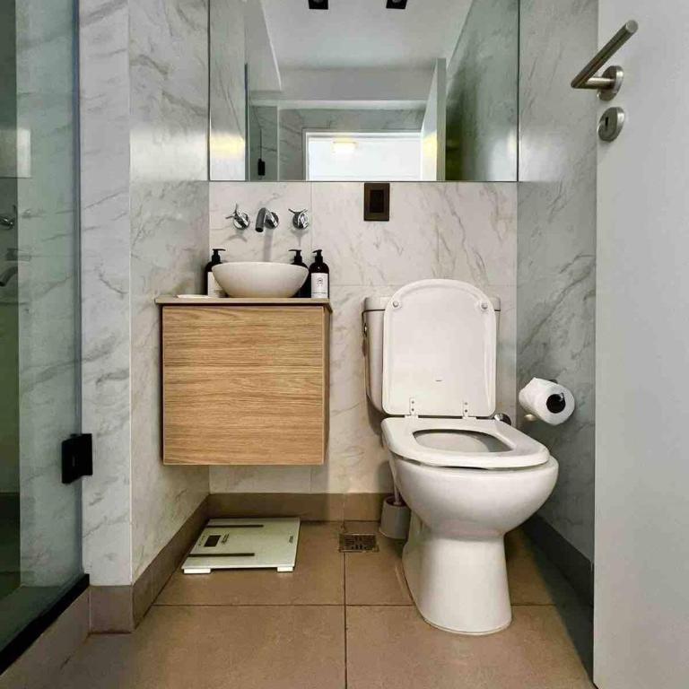 Departamento Luminoso en Excelente Ubicación - Apartamento Clásico - 7