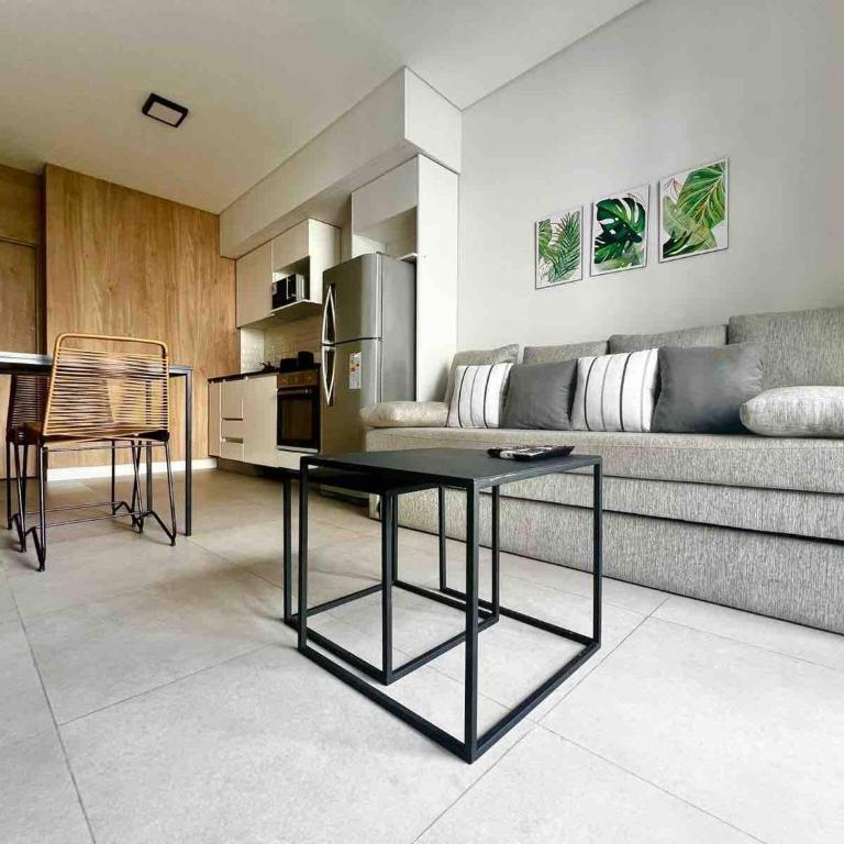 Departamento Luminoso en Excelente Ubicación - Apartamento Clásico - 9