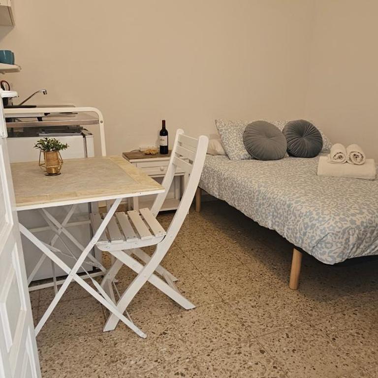 Cervantes Grand Vacations habitaciones y loft,baño privado o compartido,cocina con agua,cafe,pasta gratis y terraza nivel superior - Habitación Doble Estándar con baño compartido - 8