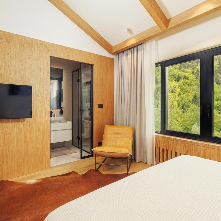 Mountain Retreat Hotel by Dukley - Peak Chalet - 22