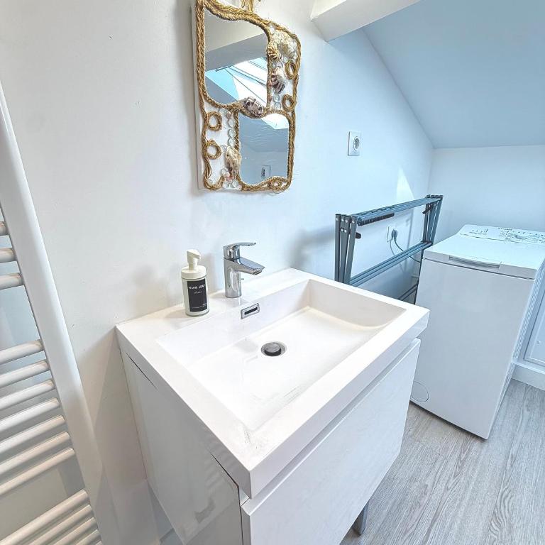 Le Naval - Confort Familial - Appartement 2 Chambres avec Vue sur le Port - 14