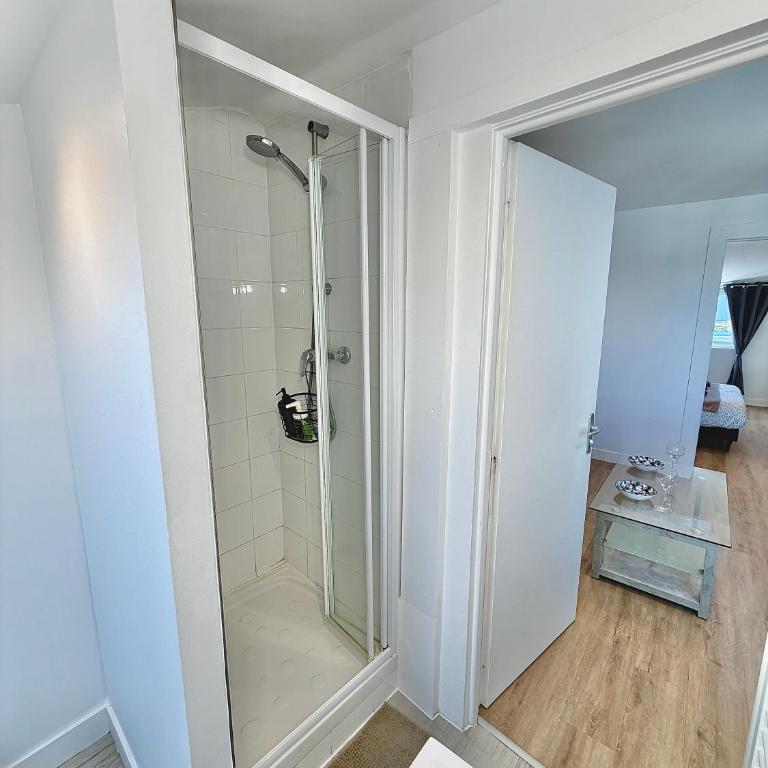 Le Naval - Confort Familial - Appartement 2 Chambres avec Vue sur le Port - 16