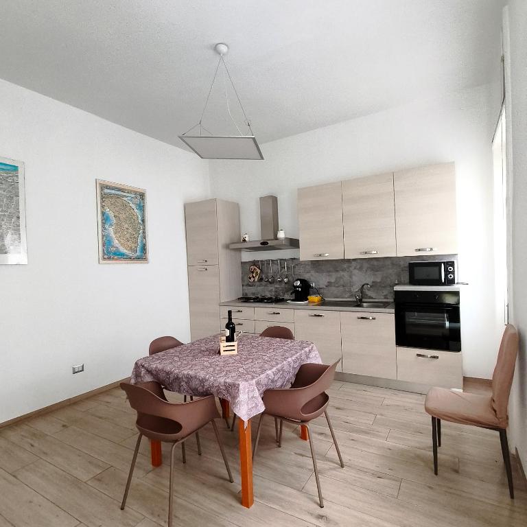Casa Vergara Piazza Mazzini - Appartamento con 2 Camere da Letto - 8