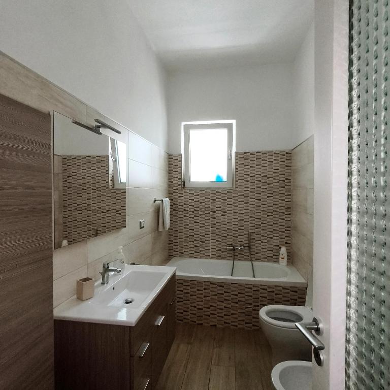Casa Vergara Piazza Mazzini - Appartamento con 2 Camere da Letto - 17