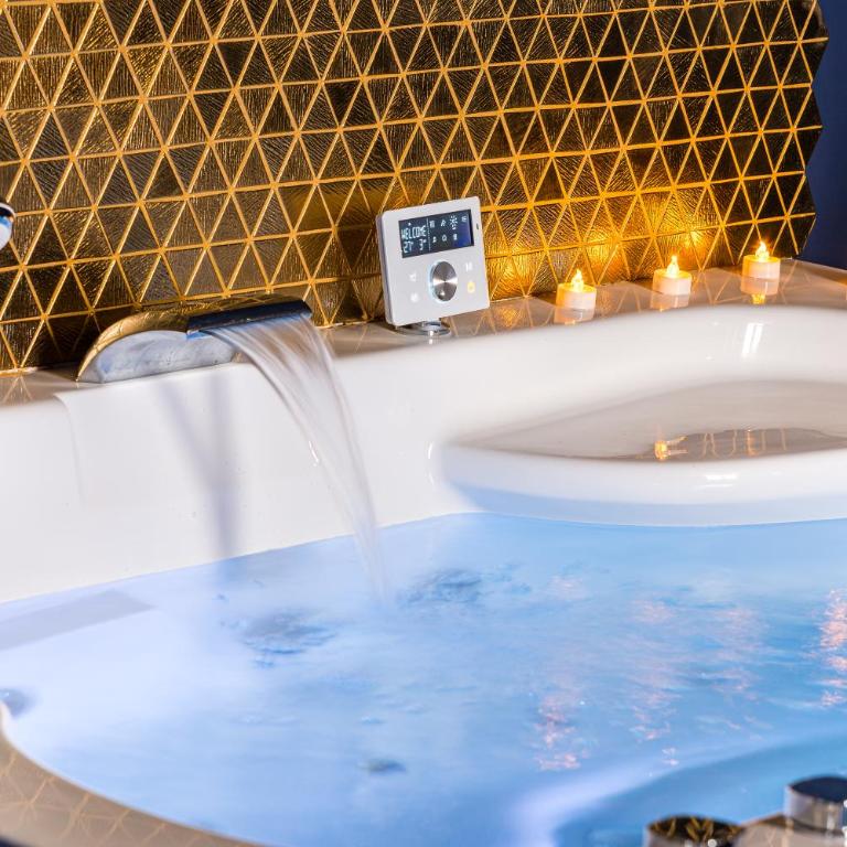 Suite Balneothérapie Hammam Bleue et Or - Appartamento con 1 Camera da Letto - 4