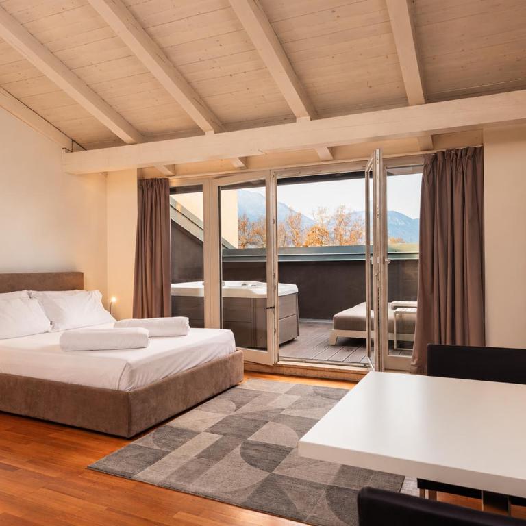 SOUL OF TRENTO Exclusive Jacuzzi Loft - Appartamento con 1 Camera da Letto e Vasca Idromassaggio - 4