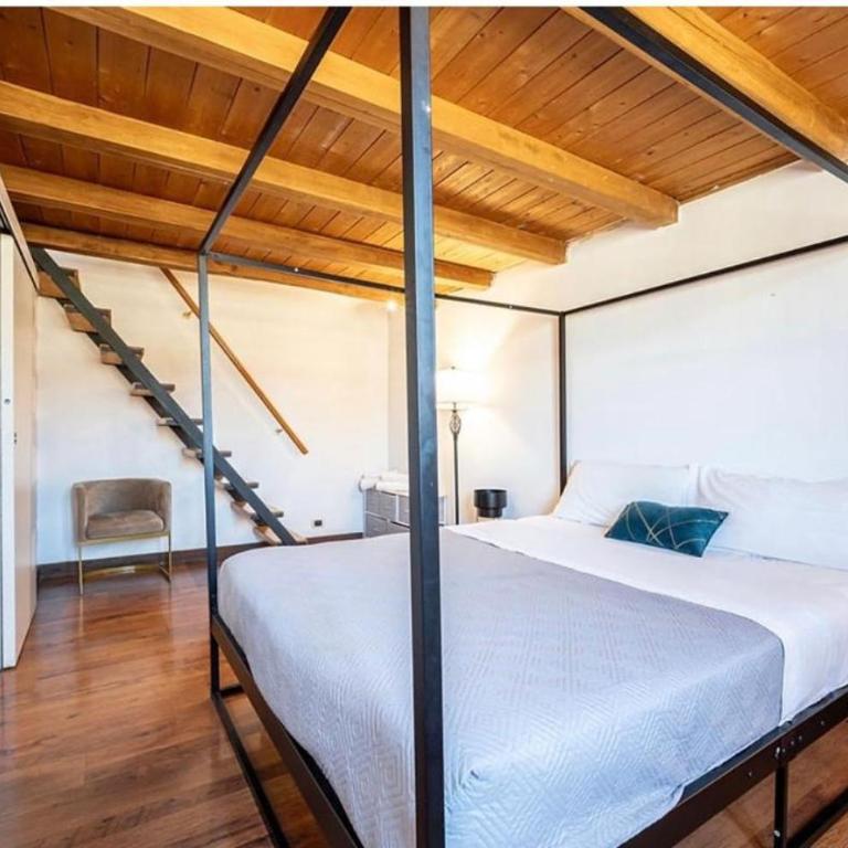Vatican Duplex I 2 min Metro A Ottaviano - Appartamento con 3 Camere da Letto - 2