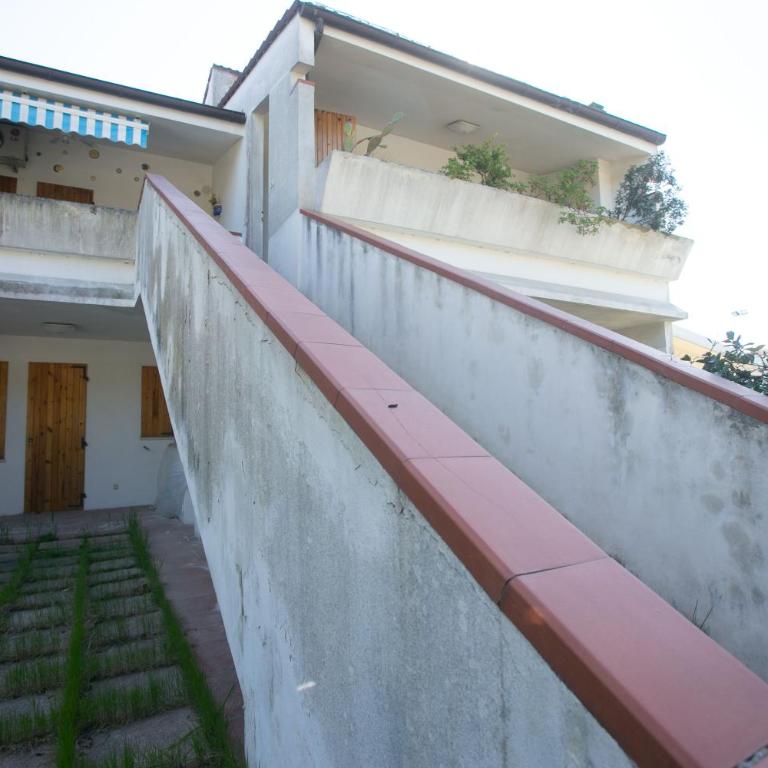 M025 - Marcelli, trilocale con terrazzo a 100m dal mare - Appartamento con 2 Camere da Letto - 24