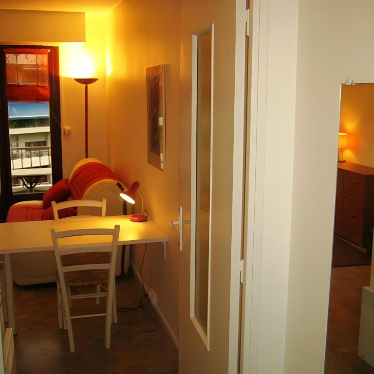 Studio Meublé L'Observatoire pour 2 - Appartement 1 Chambre Supérieur avec Balcon - 3