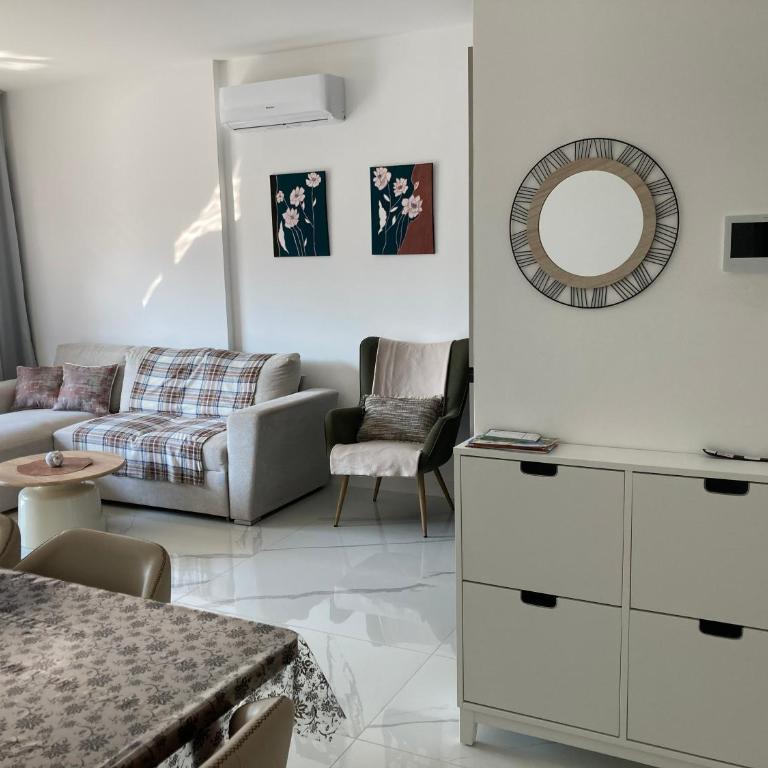 WITH LOVE BAR Apartment B - Appartement 1 Chambre - 4