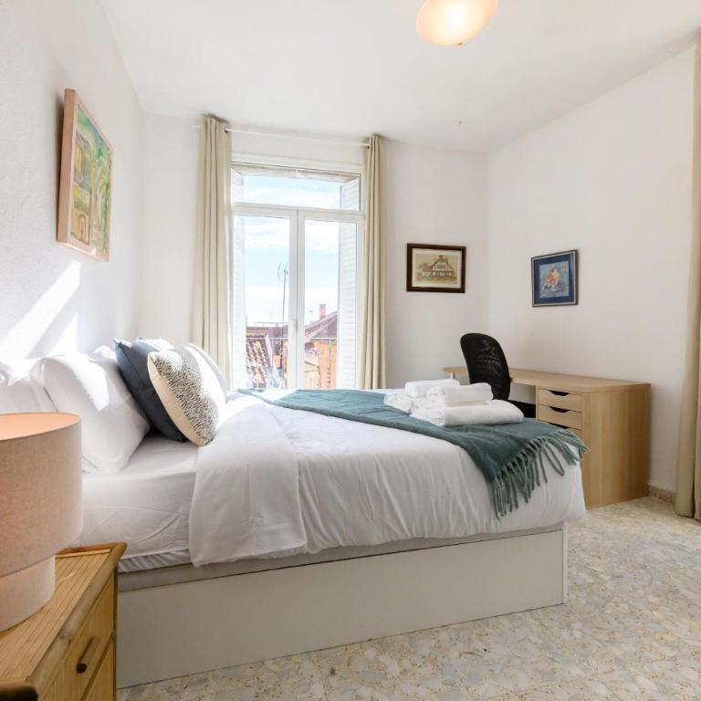 NSDV1012 - Piso de 4 dormitorios en Fuencarral-El Pardo - Alquiler temporal - Apartamento - 53