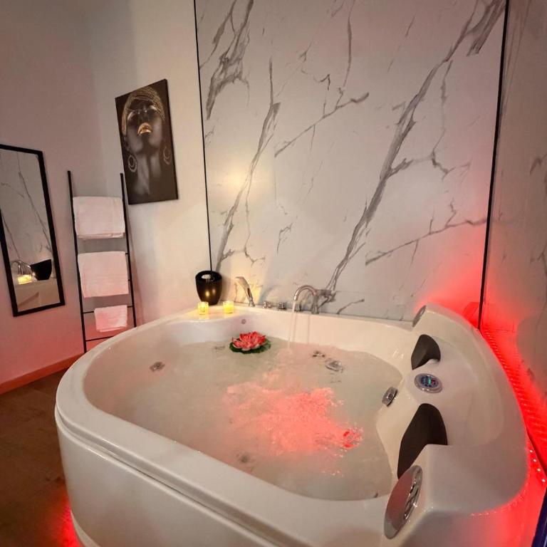 VN LUXURY SUITE appartamento in zona centrale - One-Bedroom Apartment - 13