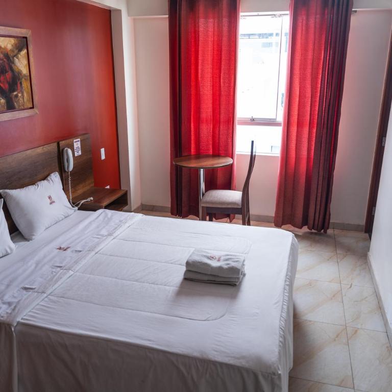 Hotel Central - Double Room - 13