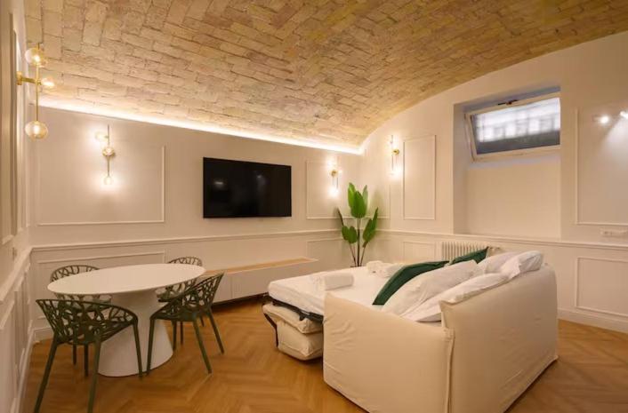 Dimora Chiana Roma Trieste - Coppedè district - Appartamento con 2 Camere da Letto - 17
