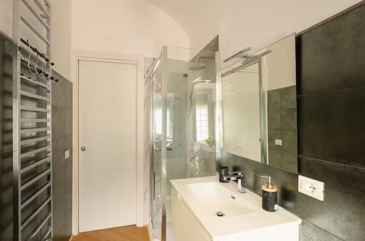 Dimora Chiana Roma Trieste - Coppedè district - Appartamento con 2 Camere da Letto - 24