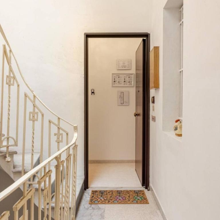 Cairoli54 Apartment - In the Heart of Bari - Two-Bedroom Apartment - 34