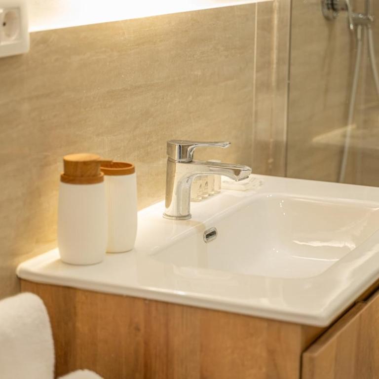 Modelli 54 - Luxury House a Fontana di Trevi - Appartamento con 2 Camere da Letto - 25