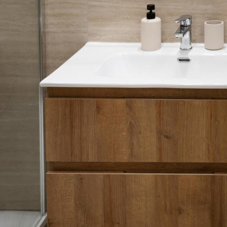 Modelli 54 - Luxury House a Fontana di Trevi - Appartamento con 2 Camere da Letto - 63