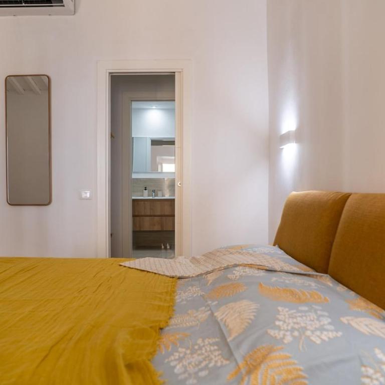 Modelli 54 - Luxury House a Fontana di Trevi - Appartamento con 2 Camere da Letto - 64