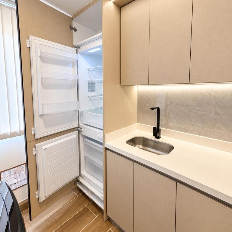 Rio luxury 1201 - Two-Bedroom Apartment - 7