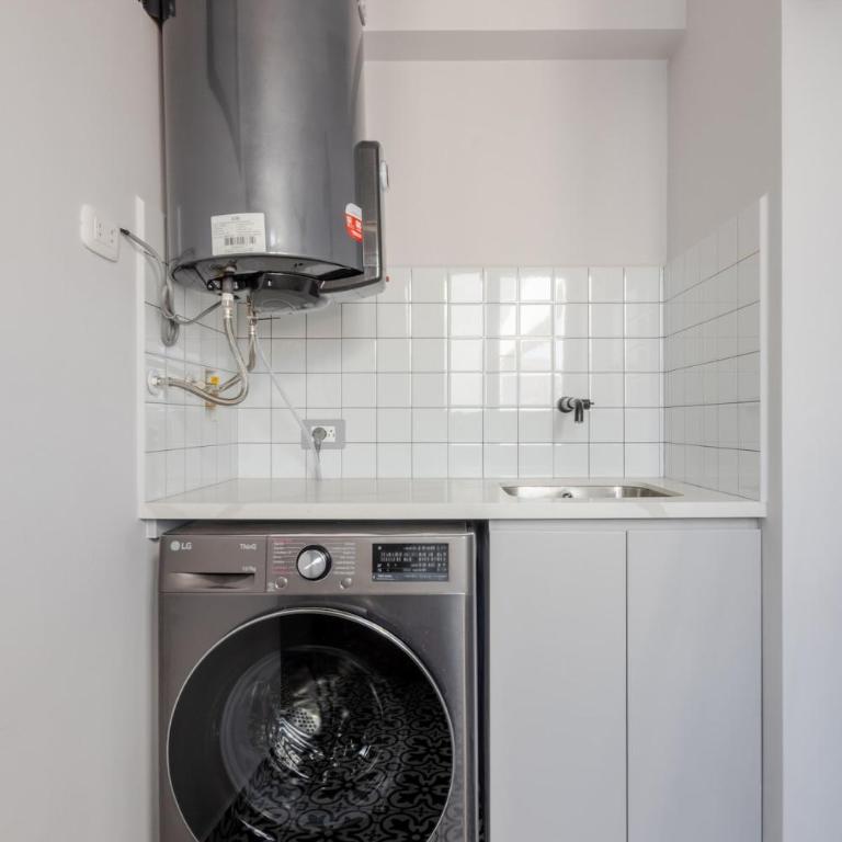 Magisterio Suite - King Bed, Fiber Wi-Fi & Heater - One-Bedroom Apartment - 16