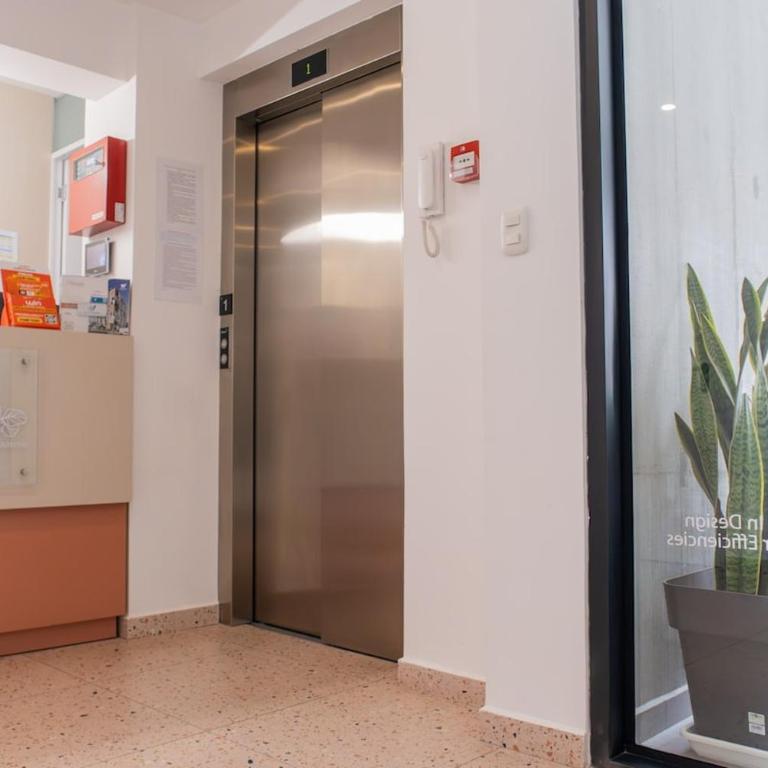 Magisterio Suite - King Bed, Fiber Wi-Fi & Heater - One-Bedroom Apartment - 28