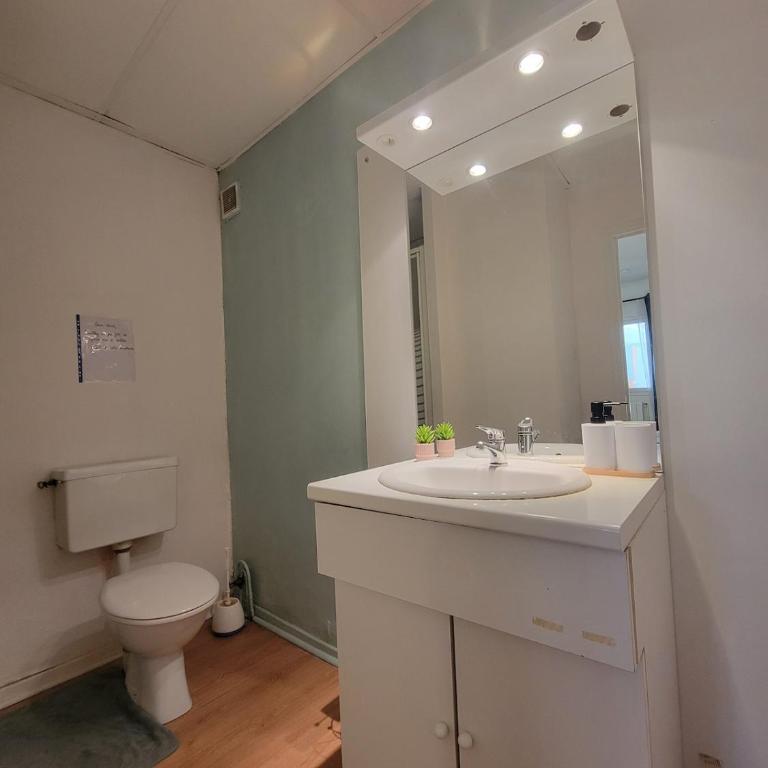 4 bed room - Downtown & Interior Window - Appartement 1 Chambre - 5