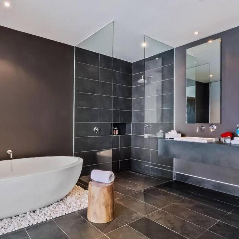Avalon - 401 Luxury & Breathtaking Sunset Views - Apartment - 8