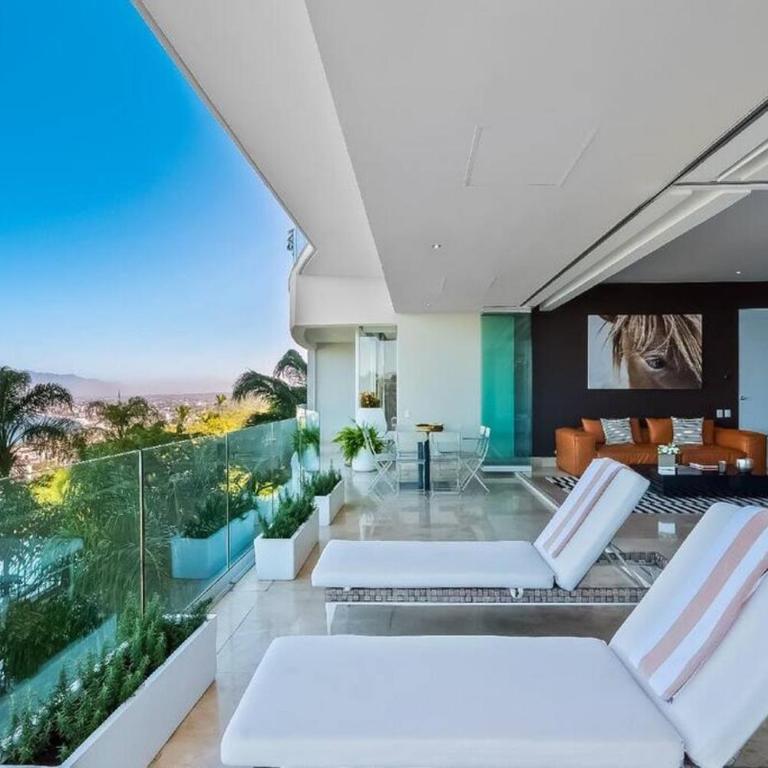 Avalon - 401 Luxury & Breathtaking Sunset Views - Apartment - 29