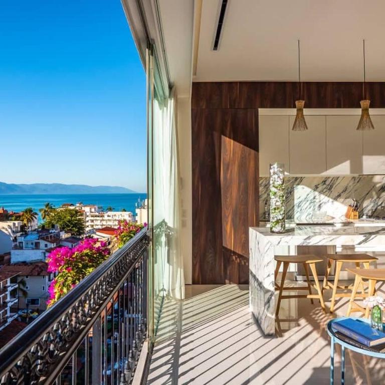 PIER 57 - 508 Modern 2BR Condo Romantic Zone - Apartment - 1