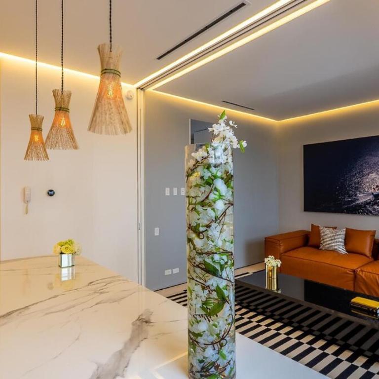 PIER 57 - 510 Luxury Rooftop 2 BR Condo in Romantic Zone - Apartment - 3
