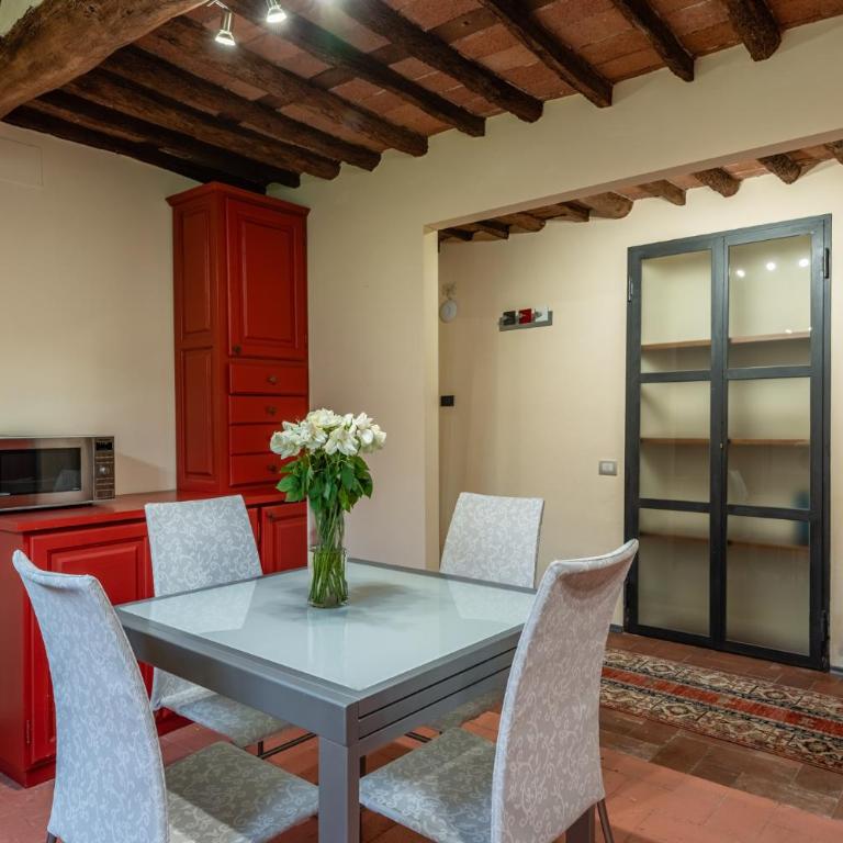 Borghetto Gaddini - Deluxe Apartments- Panoramic view and pool - Appartamento Deluxe con 2 Camere da Letto e Vista Giardino - 20