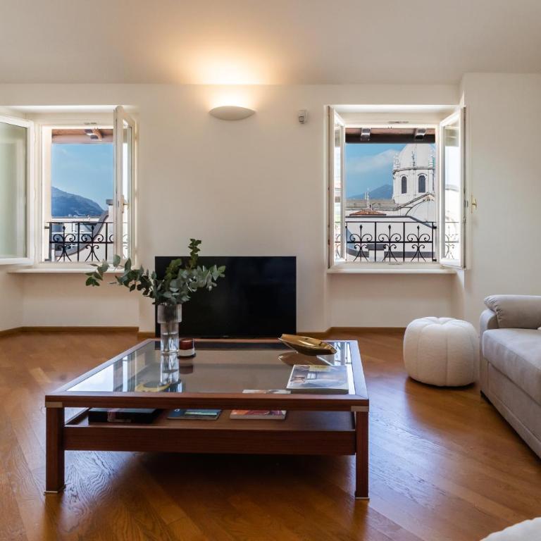 Luxury Penthouse by Rent All Como - Apartment - 8