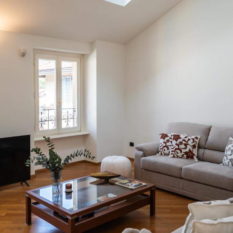 Luxury Penthouse by Rent All Como - Apartment - 10