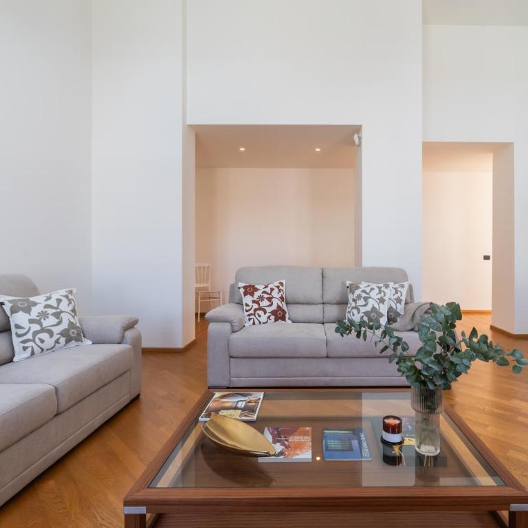 Luxury Penthouse by Rent All Como - Apartment - 11