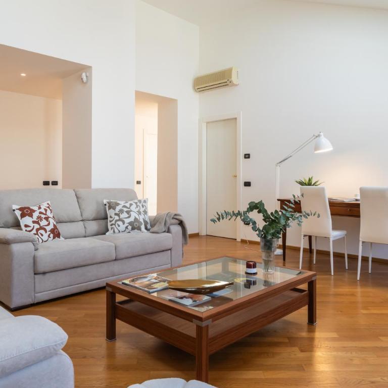 Luxury Penthouse by Rent All Como - Apartment - 12