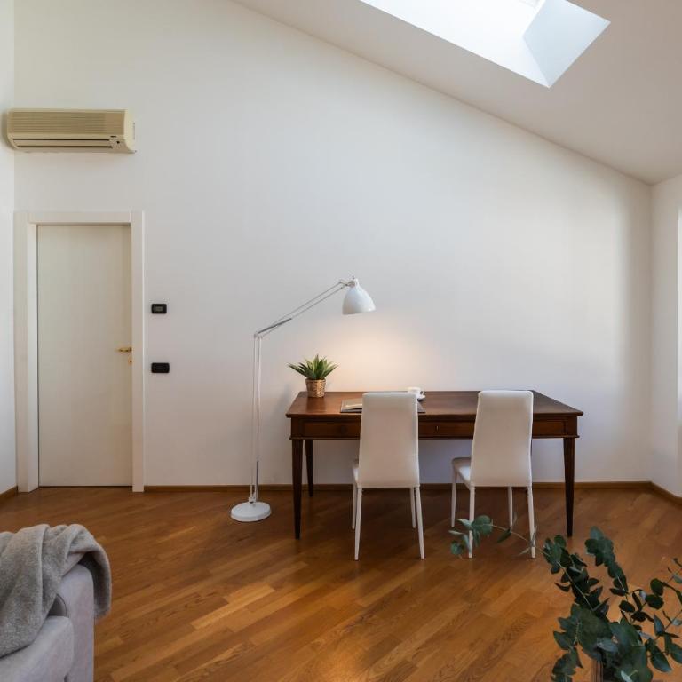 Luxury Penthouse by Rent All Como - Apartment - 14