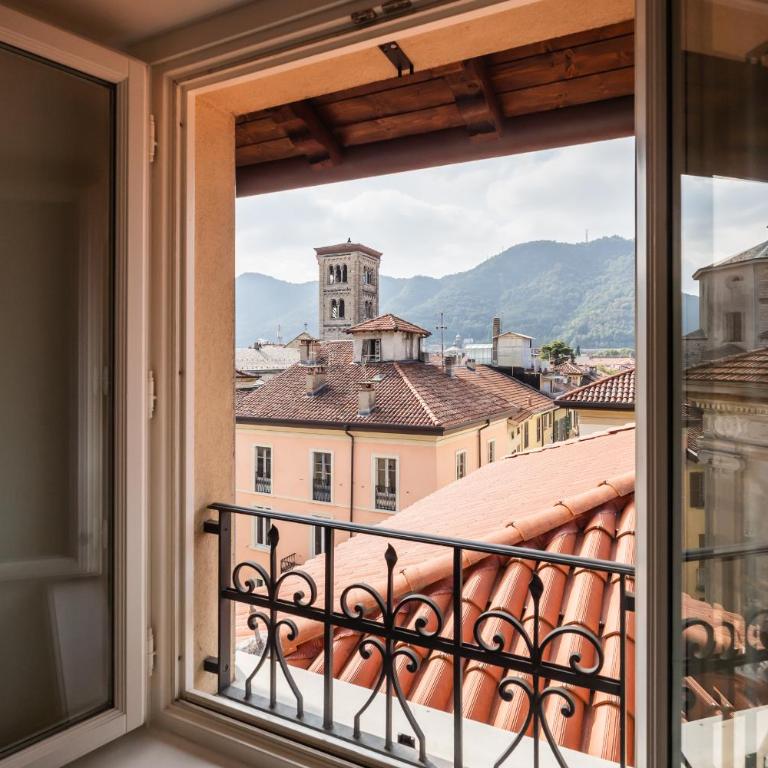 Luxury Penthouse by Rent All Como - Apartment - 16