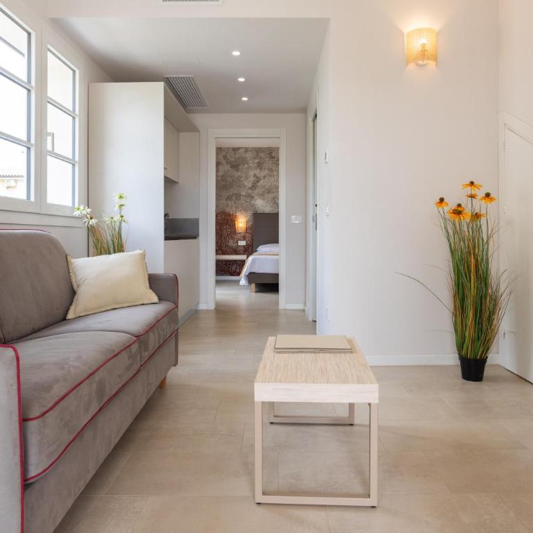 Marina Longa Sea Residence - Apartamento de 1 dormitorio con vistas al jardín - 3